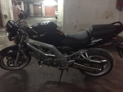 moto2.jpg
